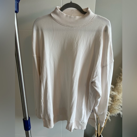 American Eagle Cream Crew Neck - L - Picture 1 of 7